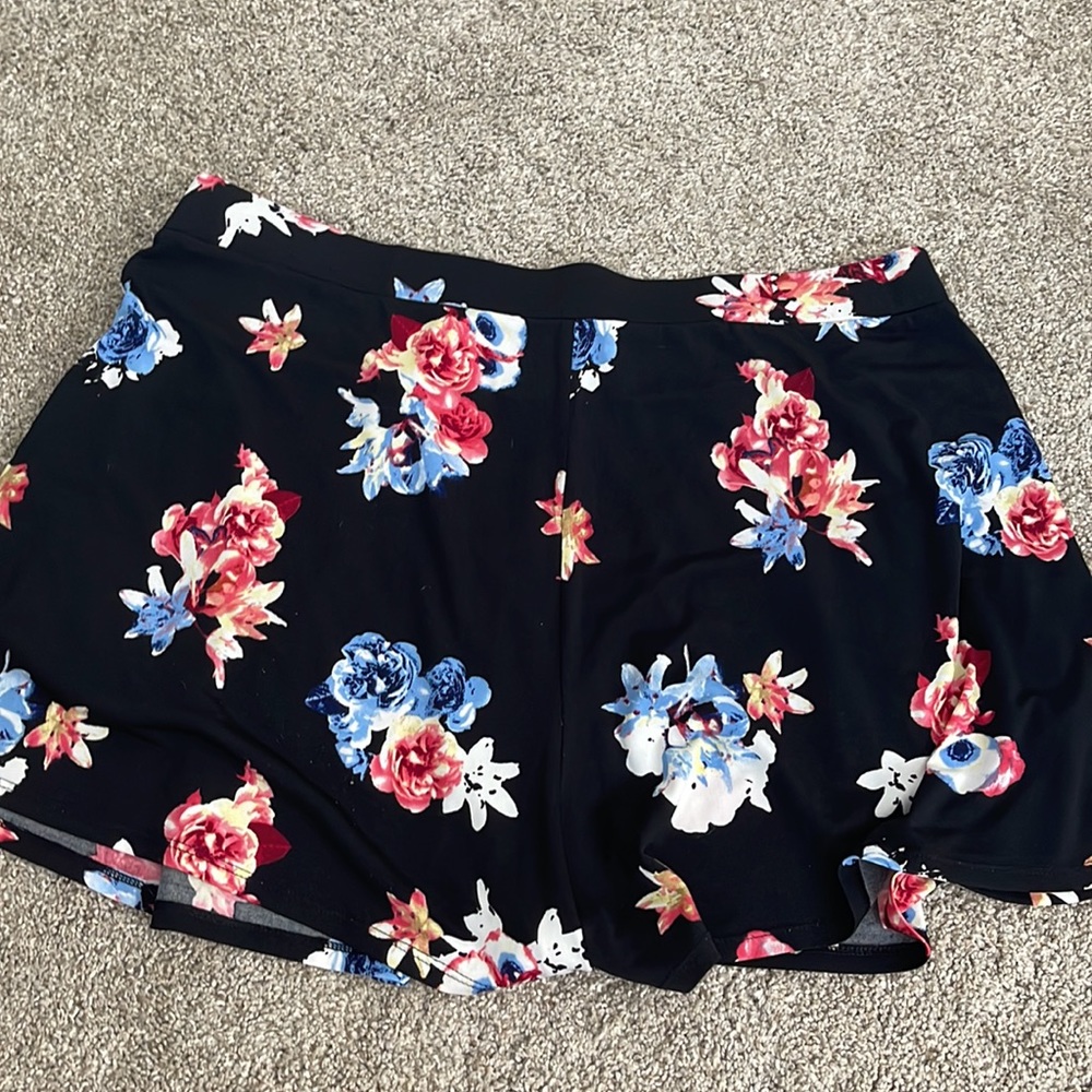 Express High Waisted Dressy Shorts - Picture 3 of 3